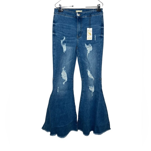 Home Folk Dallas Distressed Women's Light Wash Blues
Flare Jeans - Picture 3 of 10